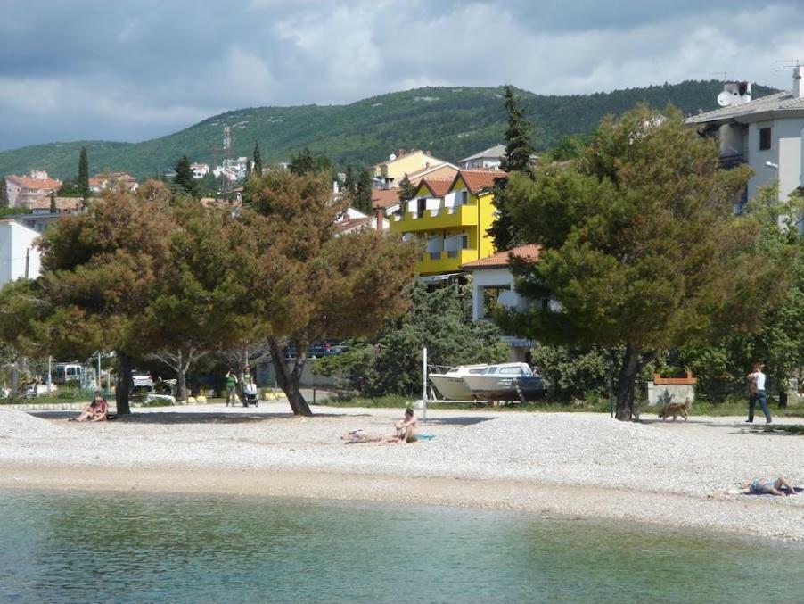 Pansion Ribica Hotel Crikvenica Buitenkant foto