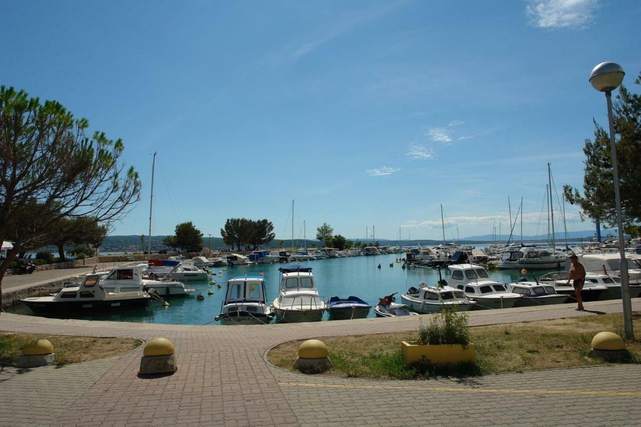 Pansion Ribica Hotel Crikvenica Buitenkant foto