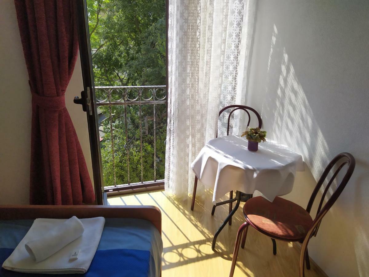 Pansion Ribica Hotel Crikvenica Buitenkant foto